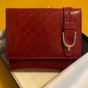 Gucci red leather wallet